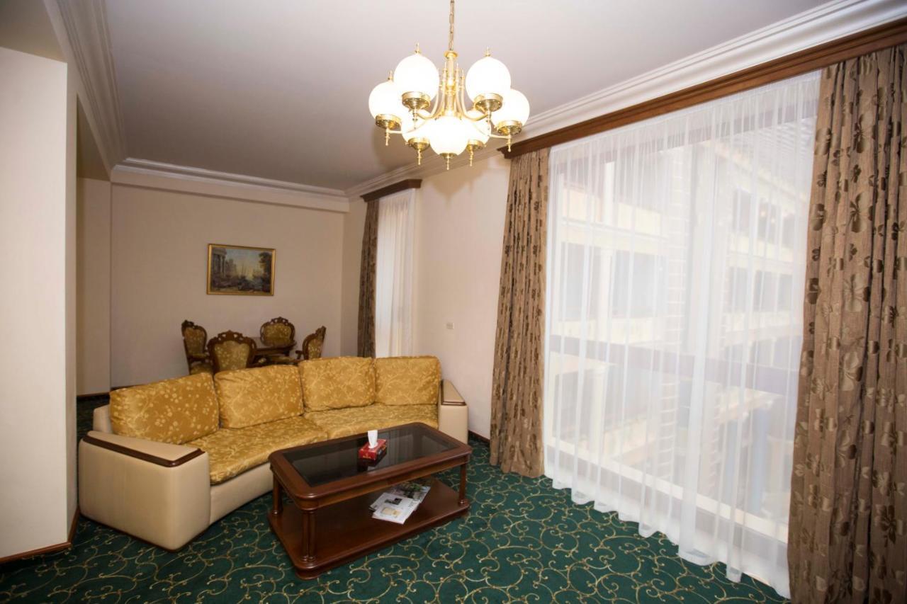 Hotel Russia Tsaghkadzor Exterior photo